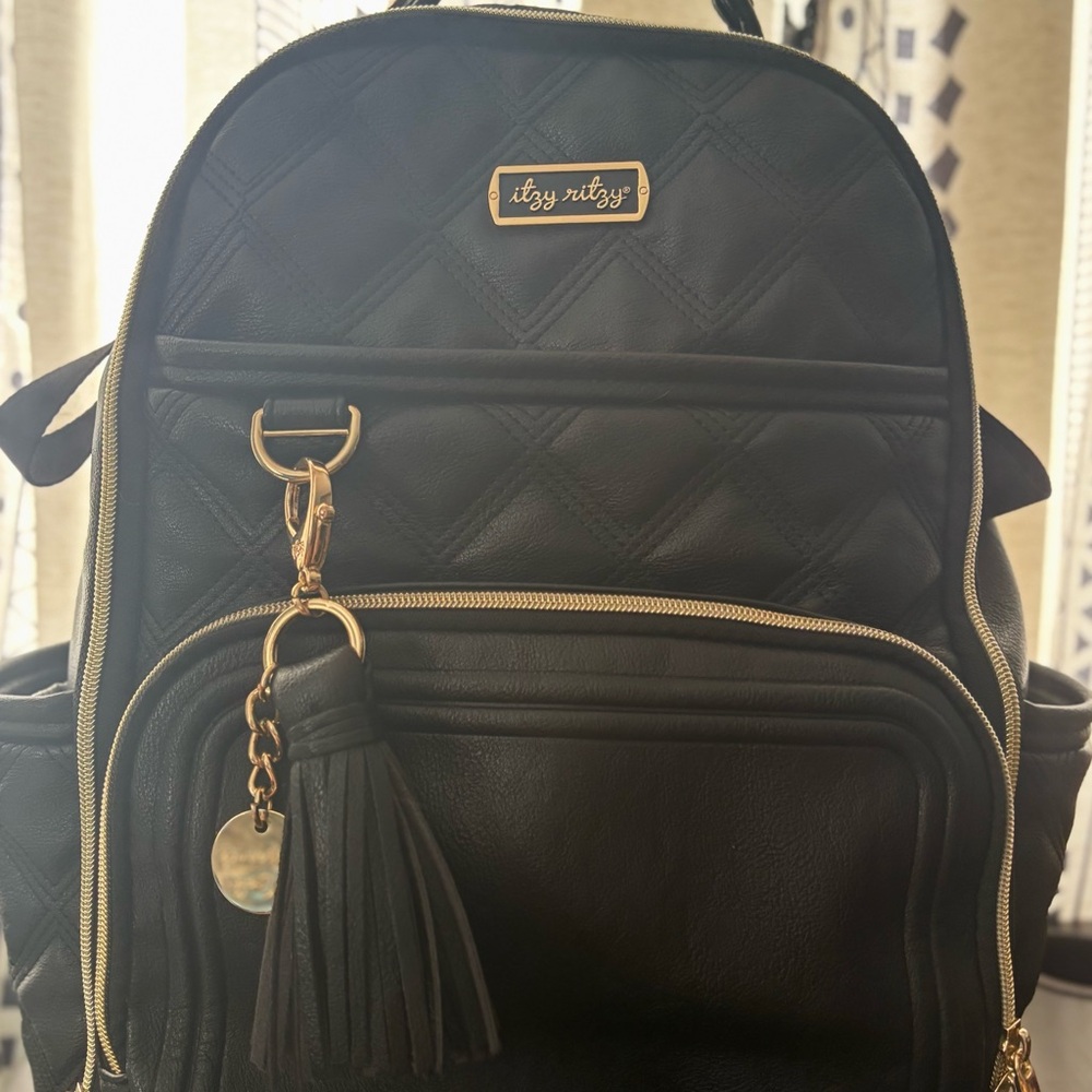 Itzy Ritzy Boss Plus Black Quilted Diaper Bag Backpack